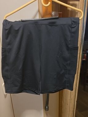 Black Women's Active Shorts with Side Pockets